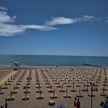 Hotel Loreley Lido di Jesolo Eksteriør bilde