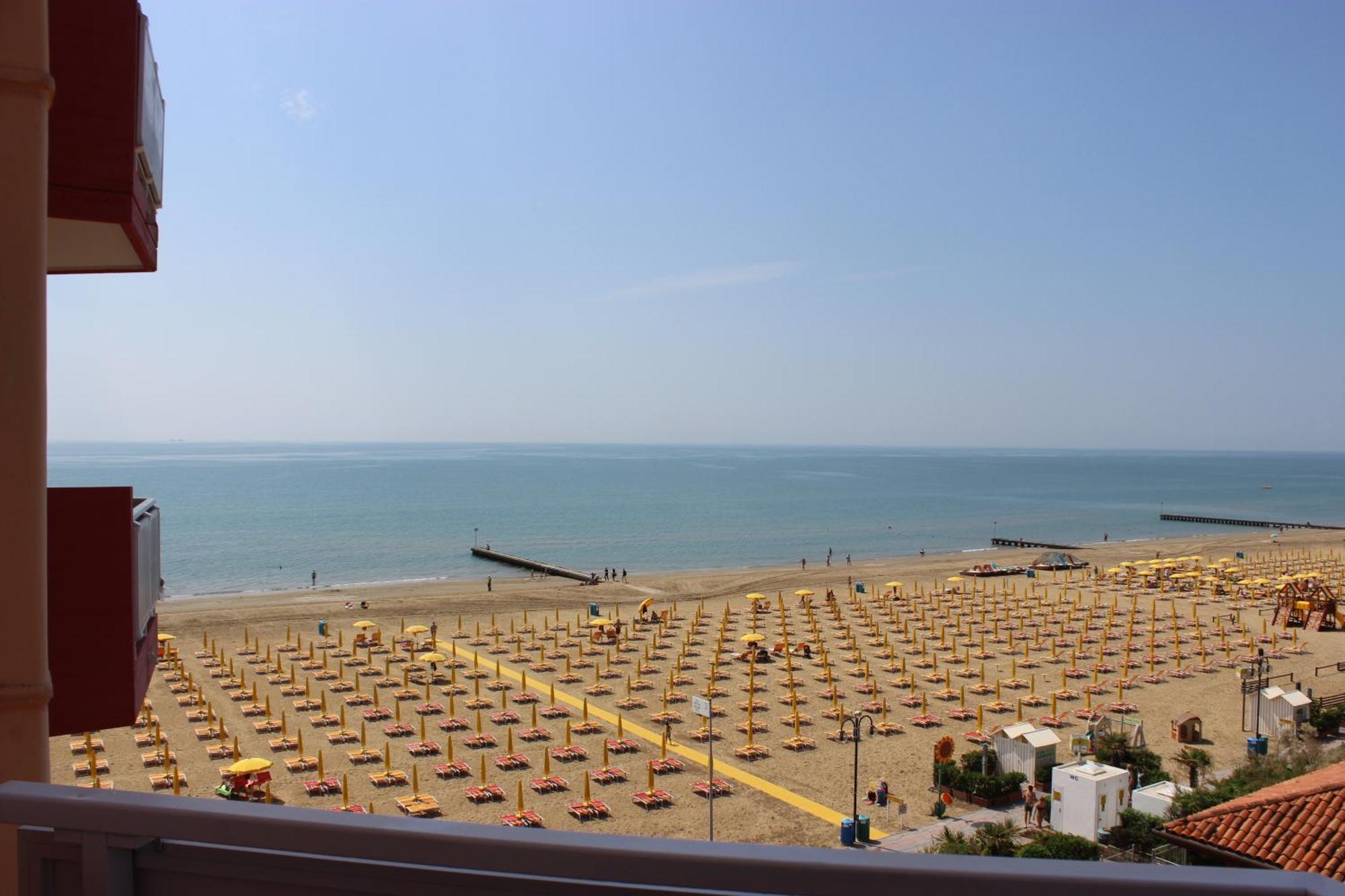 Hotel Loreley Lido di Jesolo Eksteriør bilde